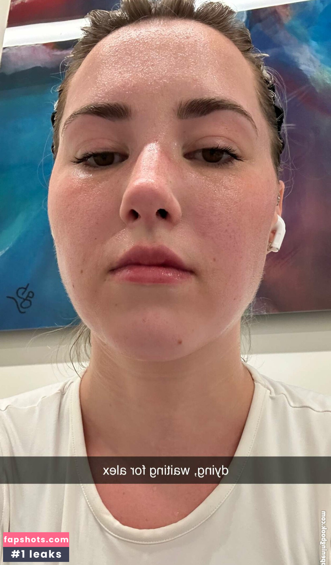 Pineapplebrat gallery photo #409