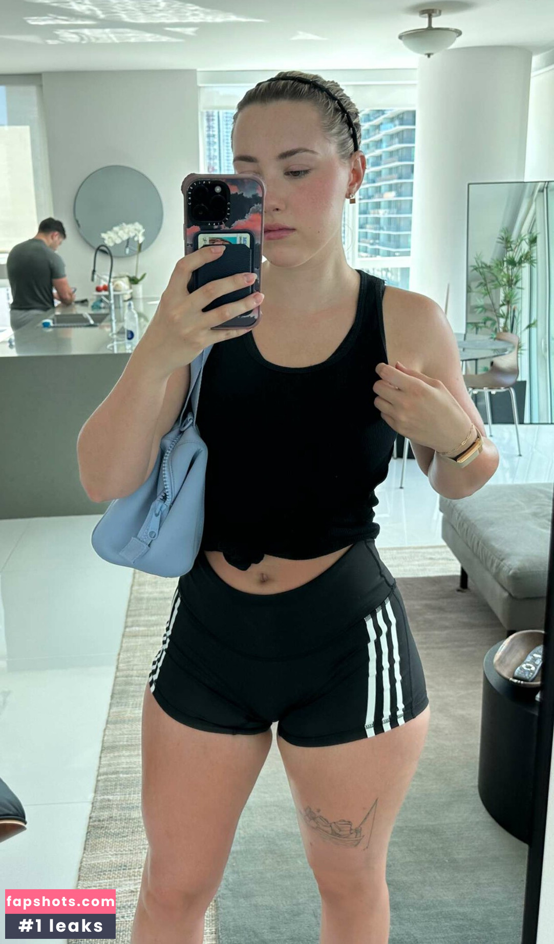 Pineapplebrat gallery photo #414