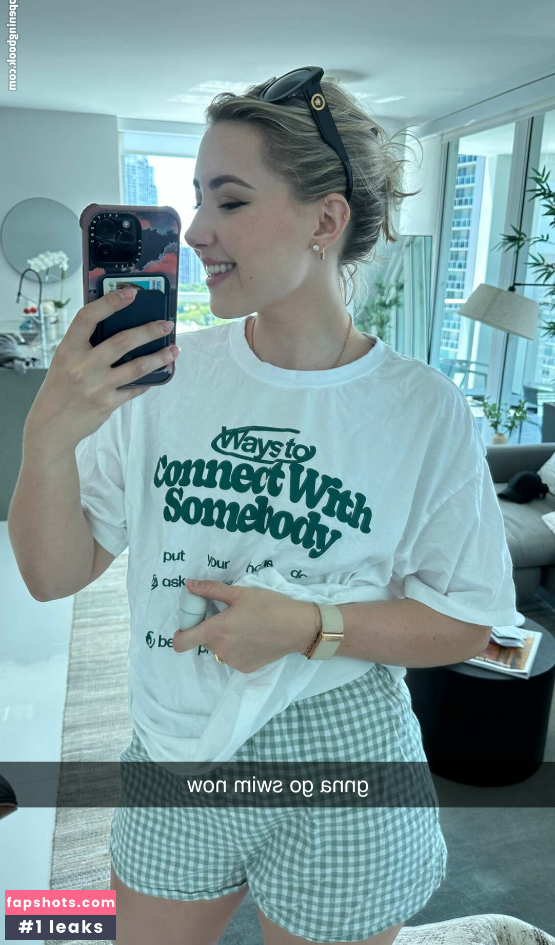 Pineapplebrat gallery photo #416