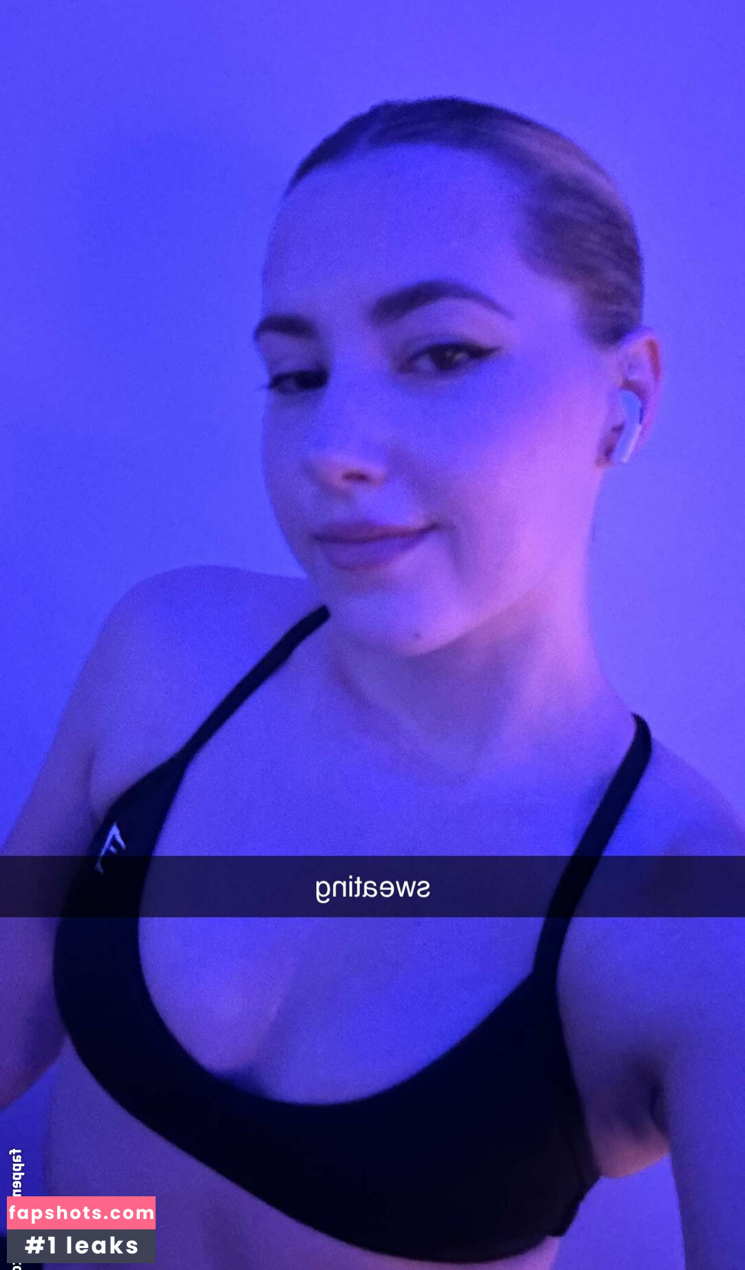 Pineapplebrat gallery photo #437