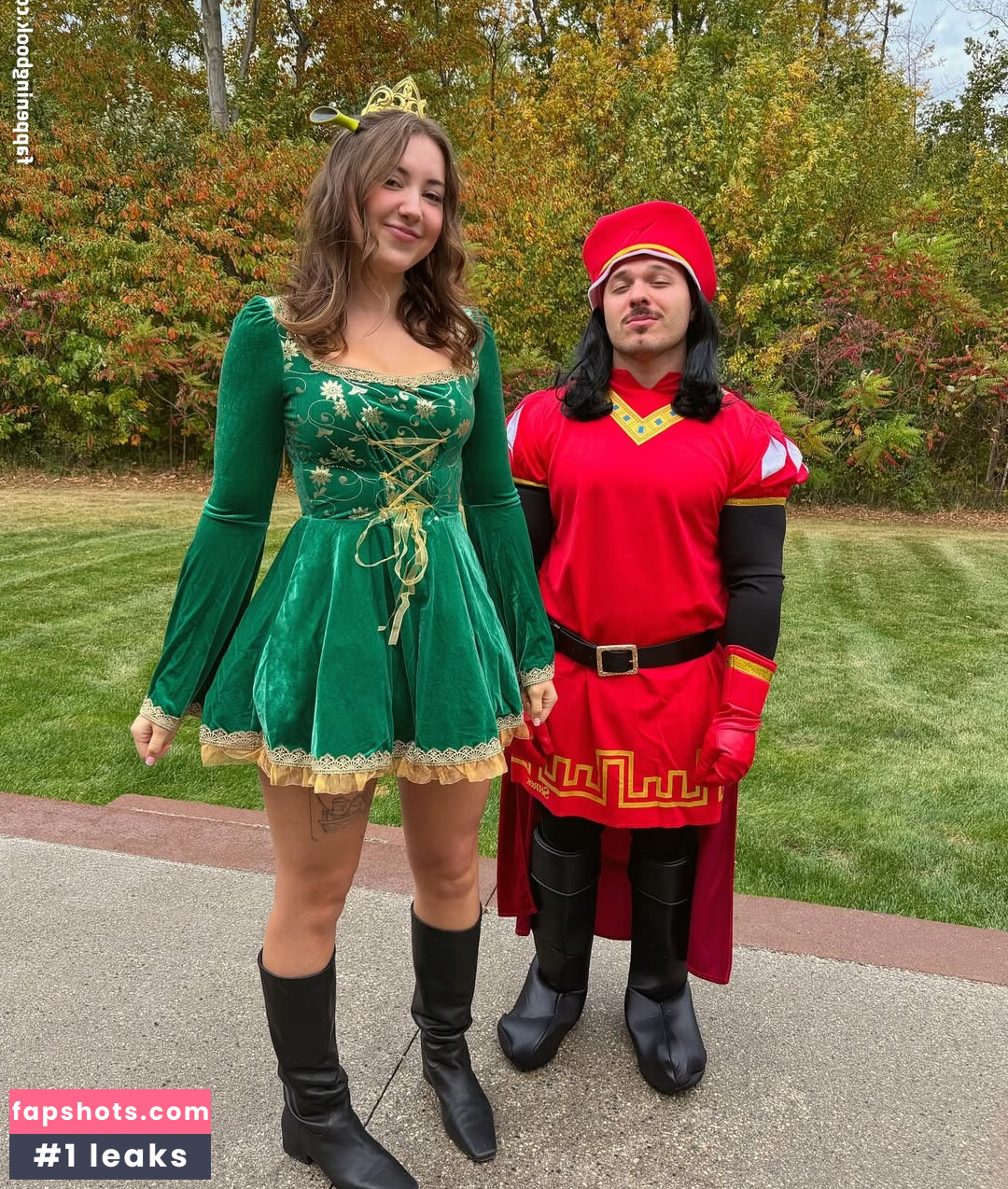 Pineapplebrat gallery photo #50