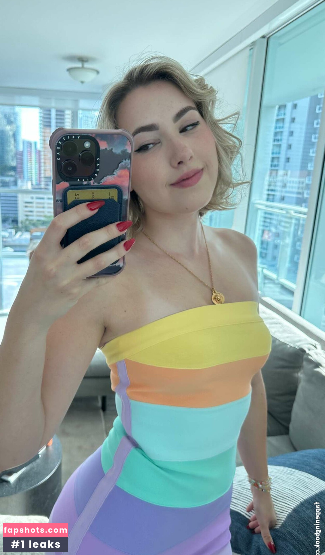 Pineapplebrat gallery photo #505