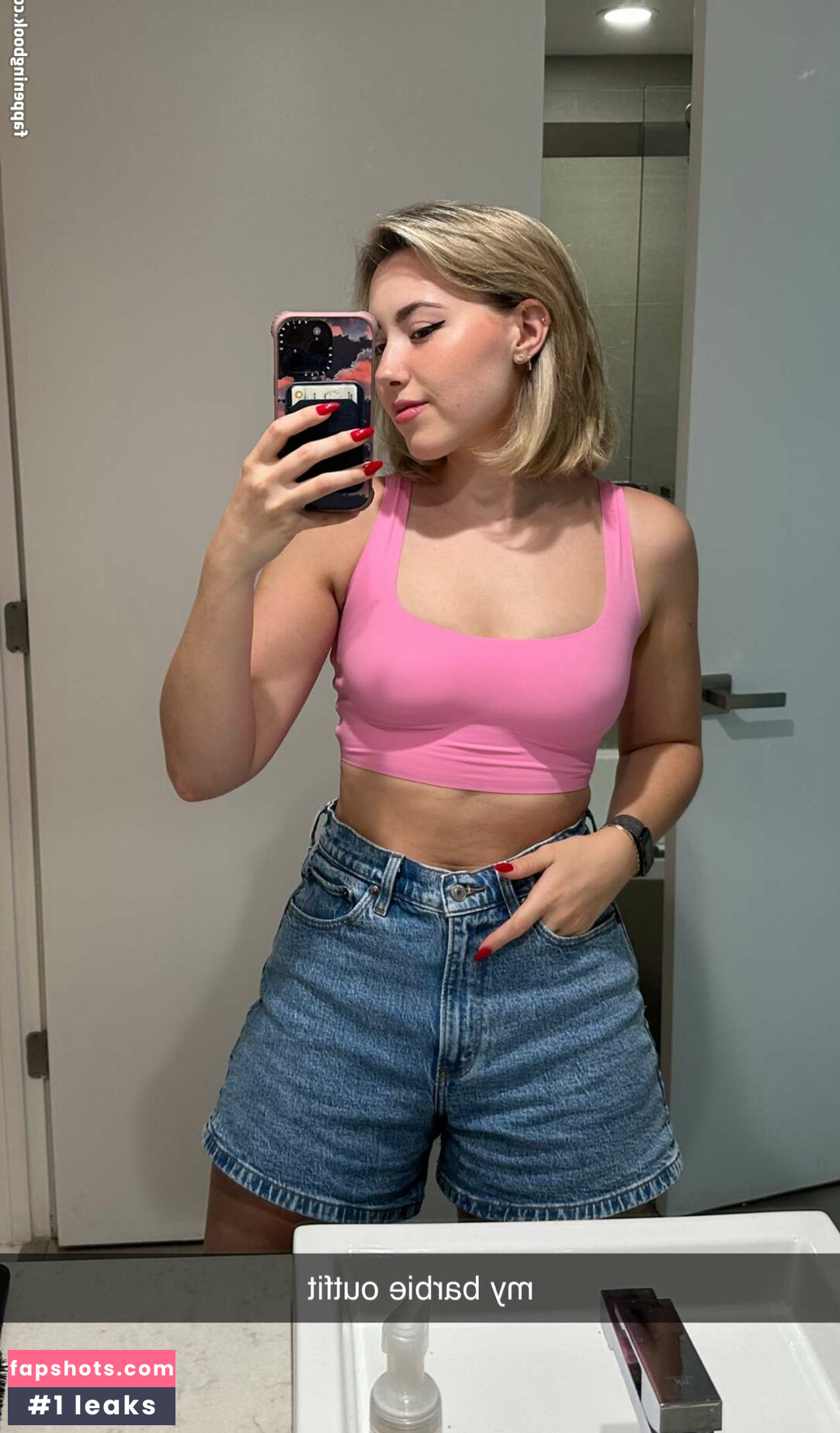 Pineapplebrat gallery photo #509