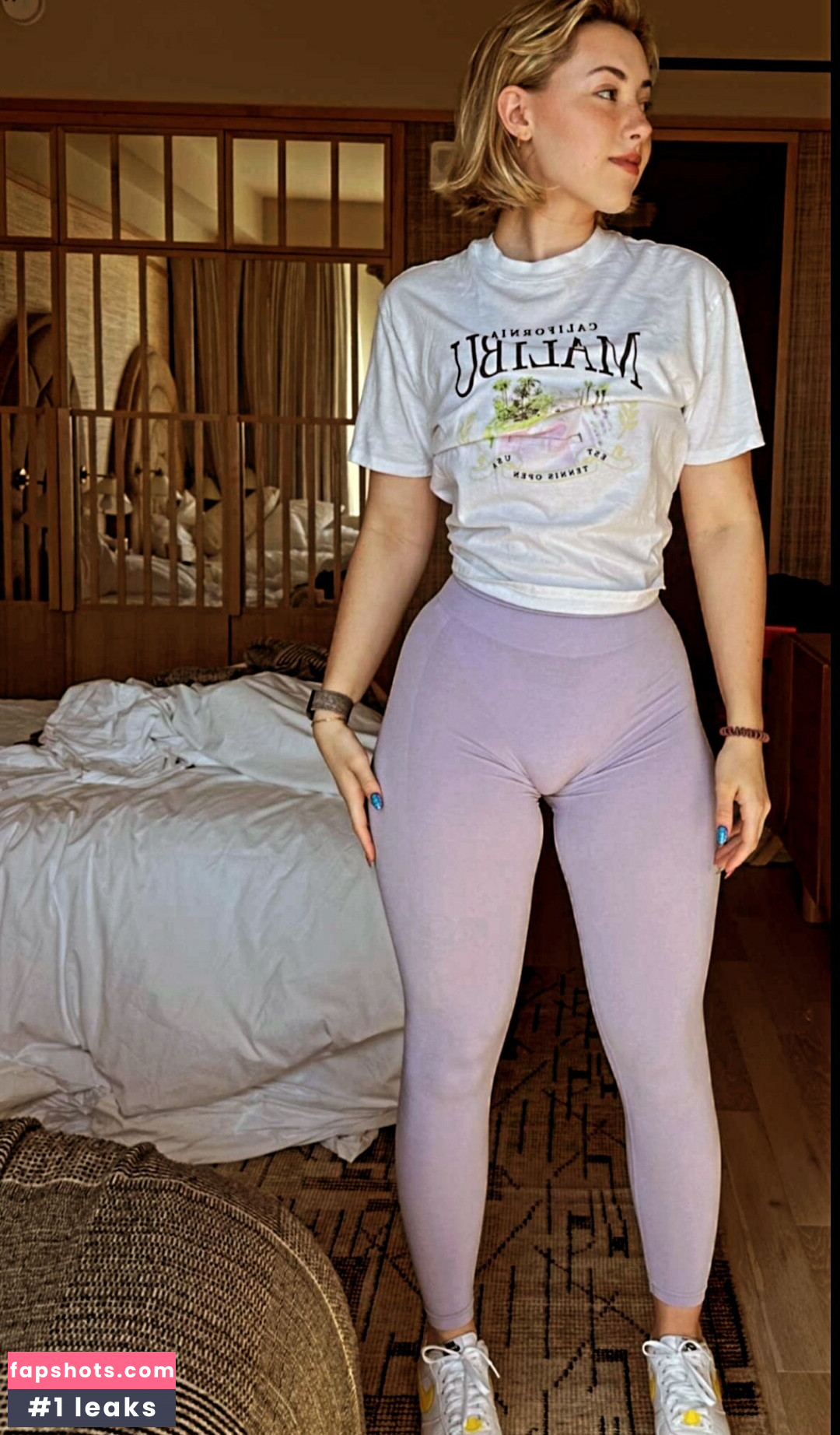 Pineapplebrat gallery photo #590