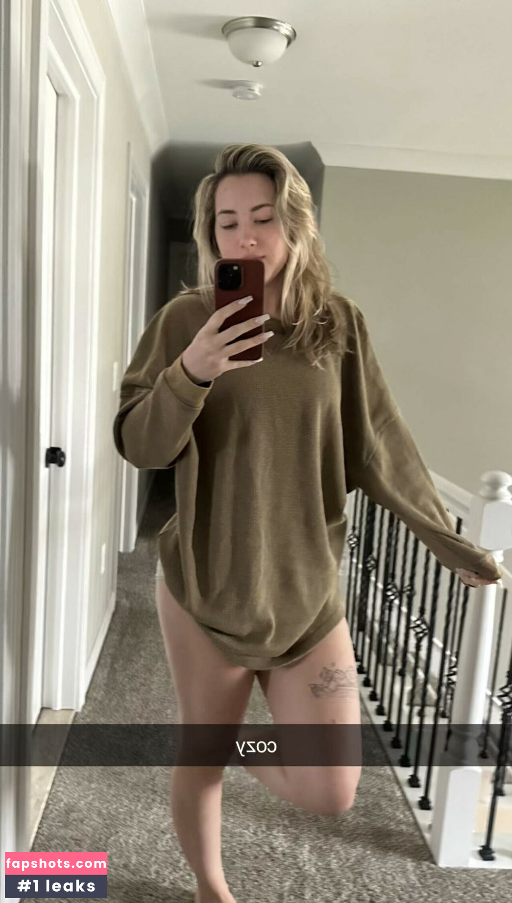 Pineapplebrat gallery photo #633