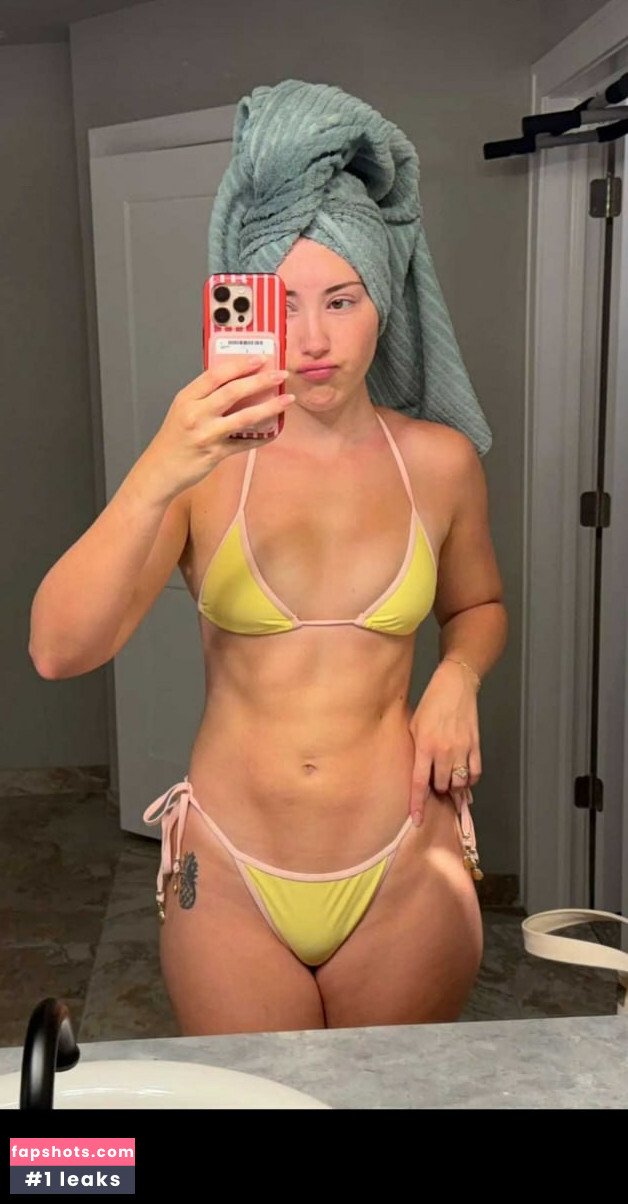 Pineapplebrat gallery photo #85