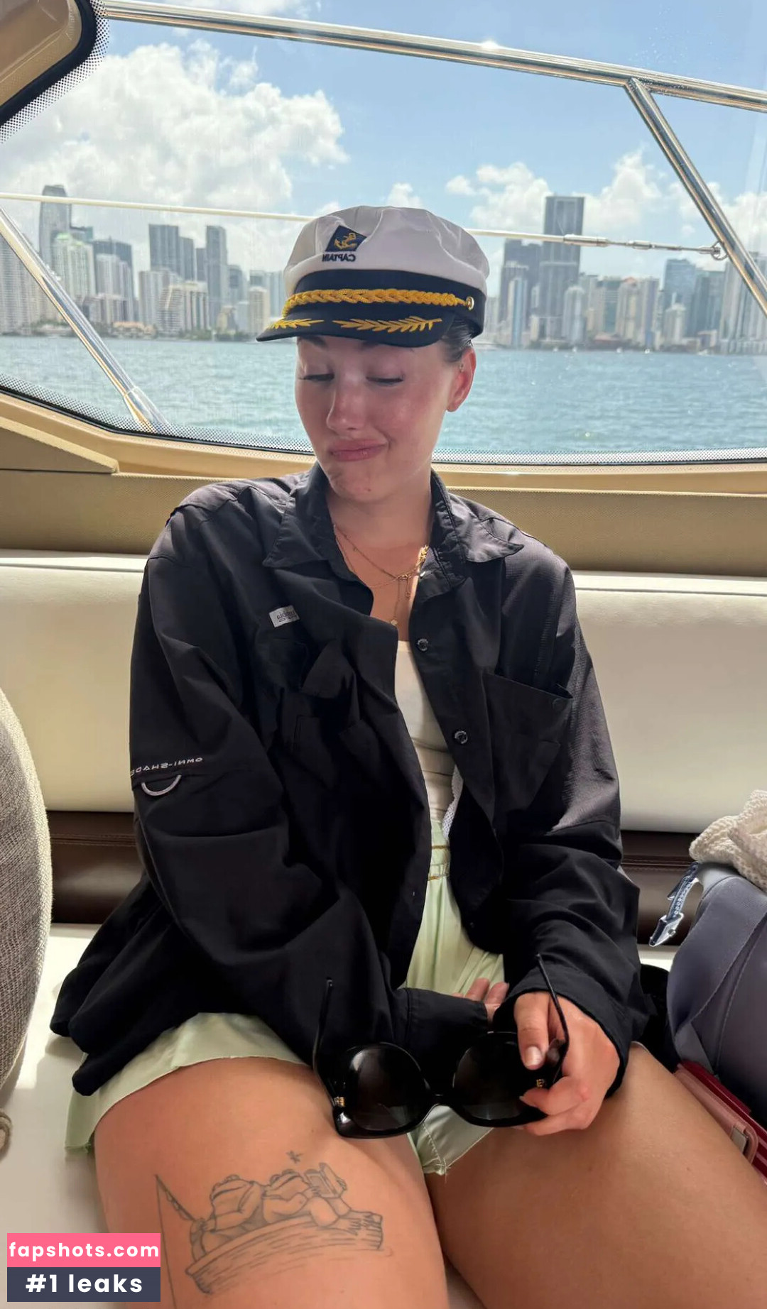 Pineapplebrat gallery photo #100