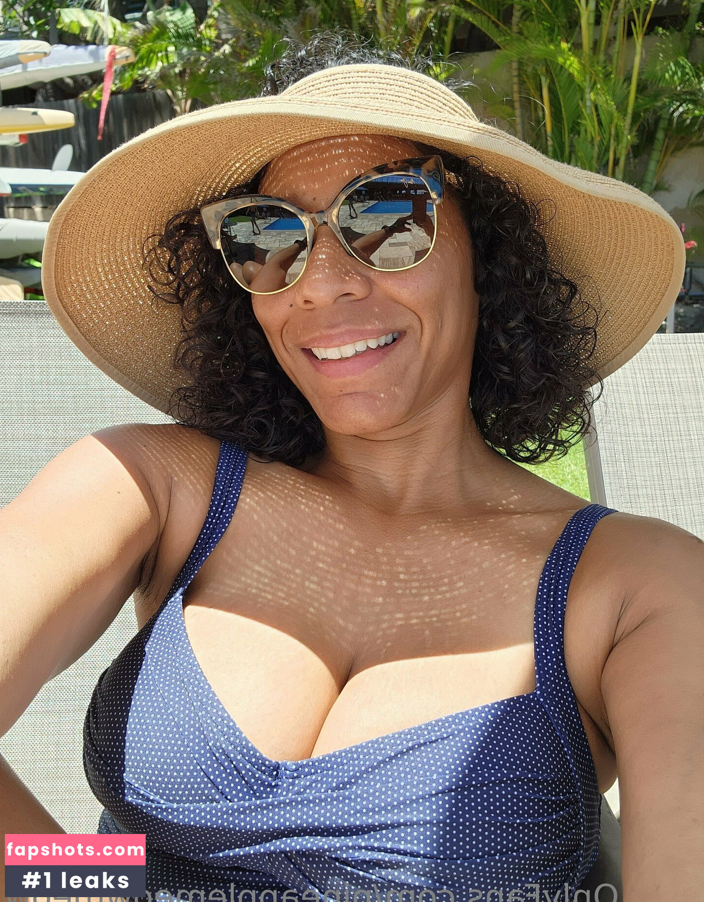 pineapplemeowmeow gallery photo #4