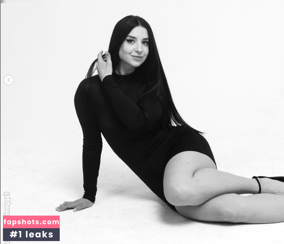 pineappleprincess_ nude babe gallery