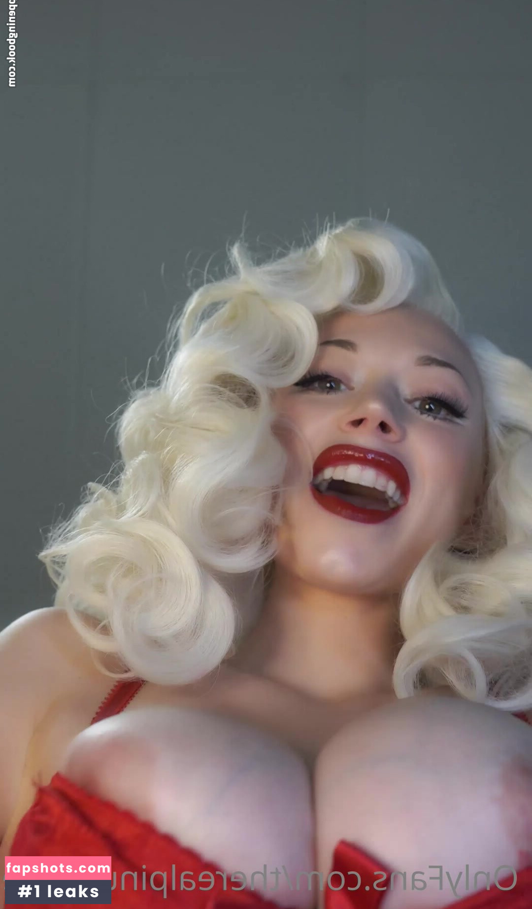 Pineup Pixie Nude Leaks OnlyFans Photos #12 - LeakJerk