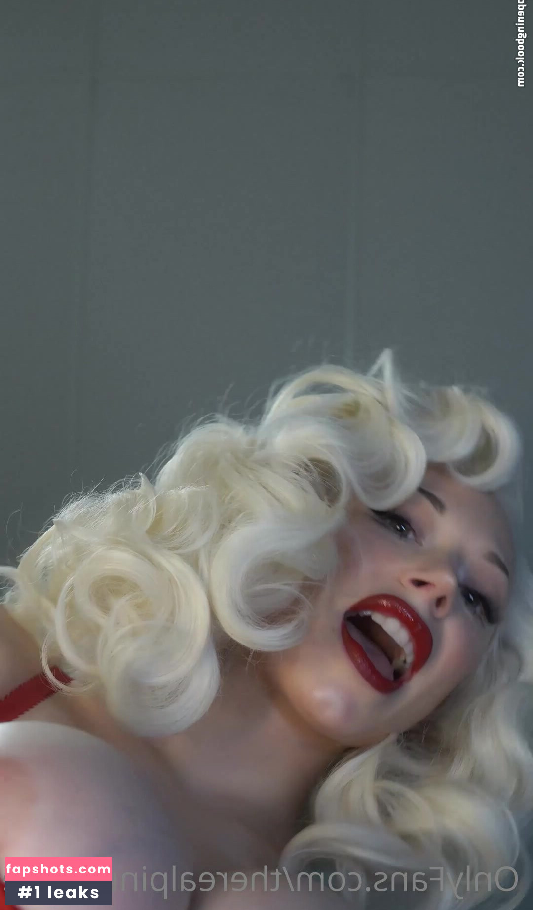 Pineup Pixie Nude Leaks OnlyFans Photos #13 - LeakJerk