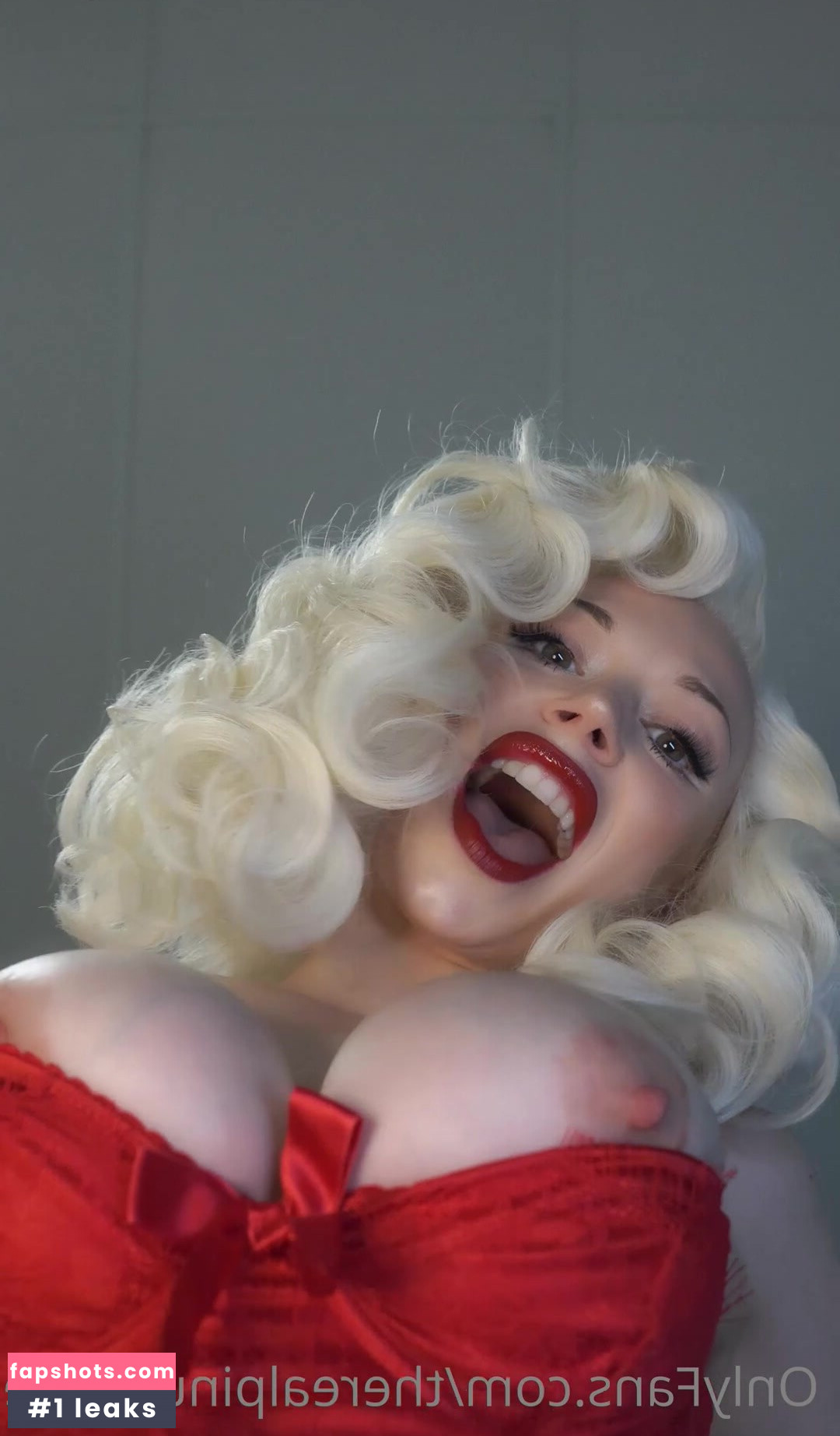 Pineup Pixie Nude Leaks OnlyFans Photos #50 - LeakJerk