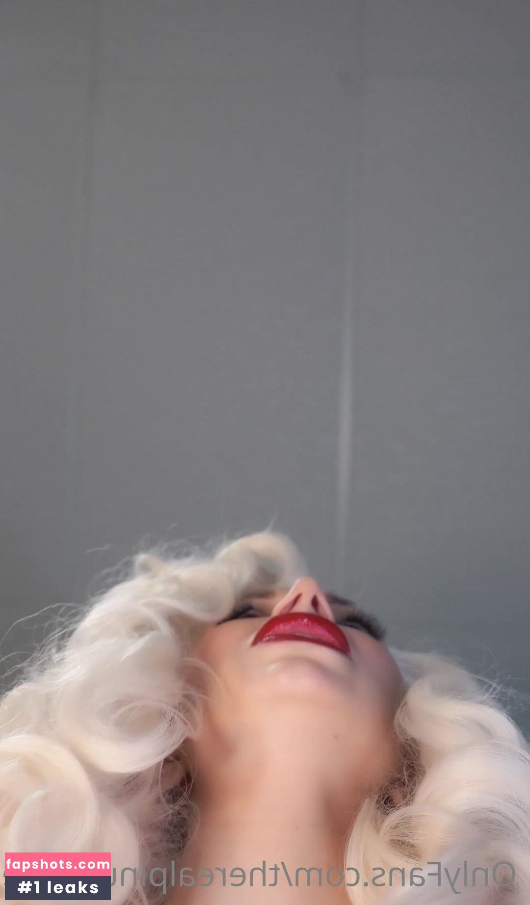 Pineup Pixie Nude Leaks OnlyFans Photos #7 - LeakJerk