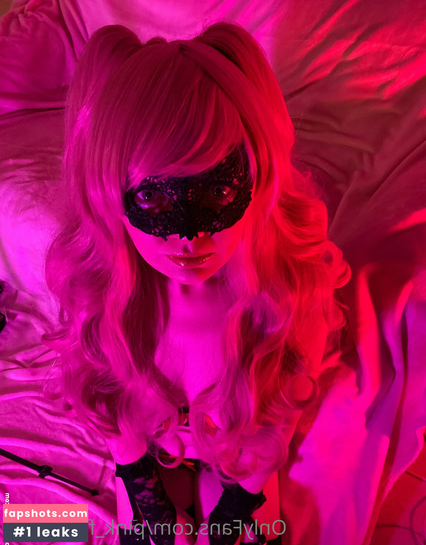 pink_freya_free gallery photo #46