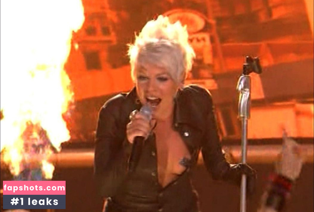 Pink gallery photo #155