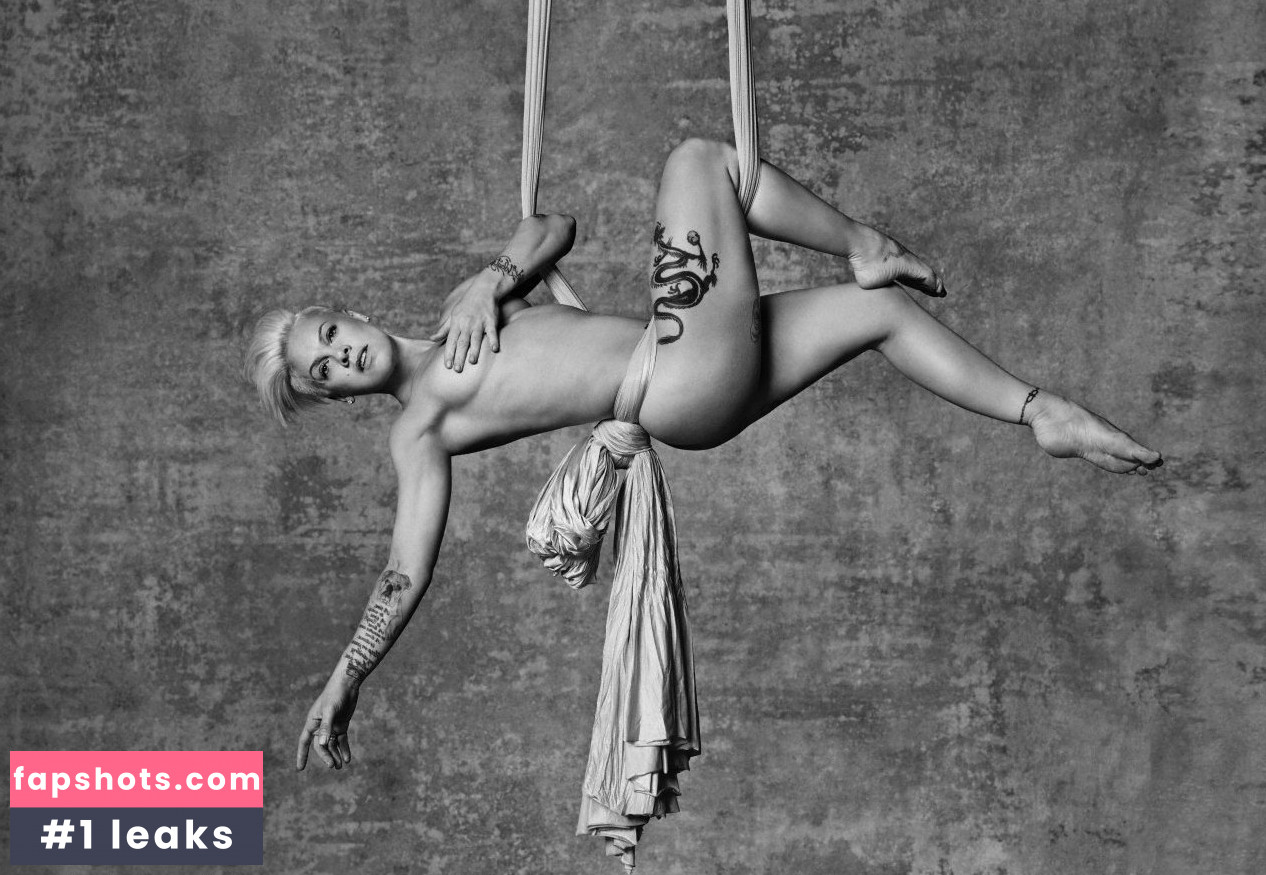 Pink gallery photo #238