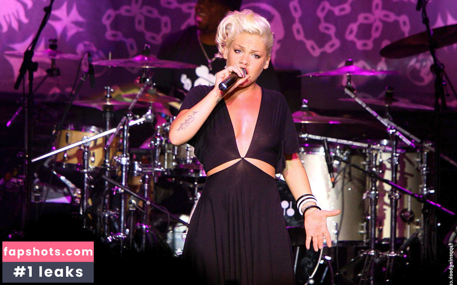 Pink gallery photo #243