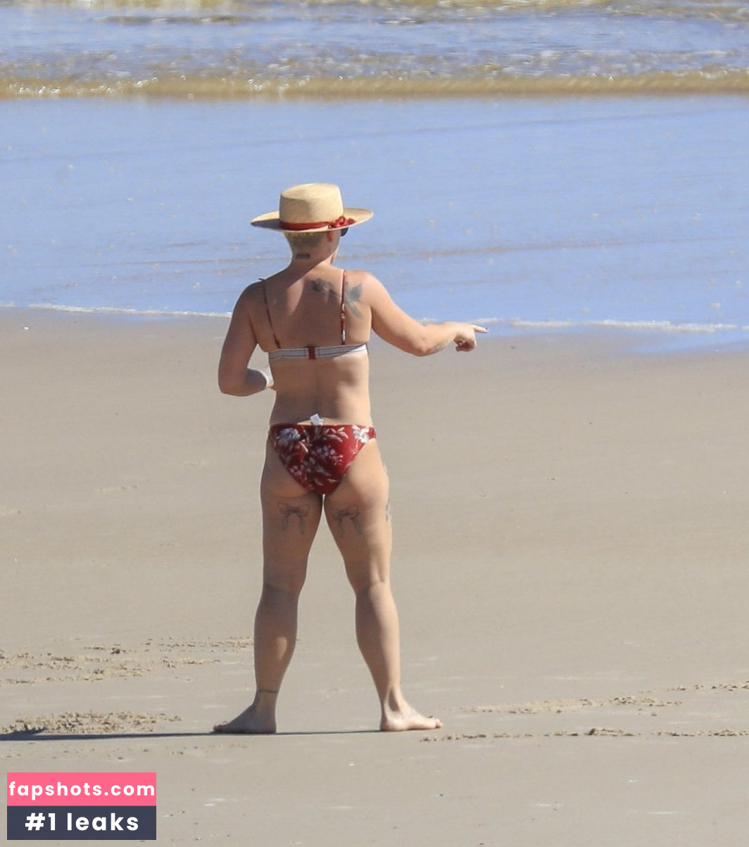 Pink gallery photo #251