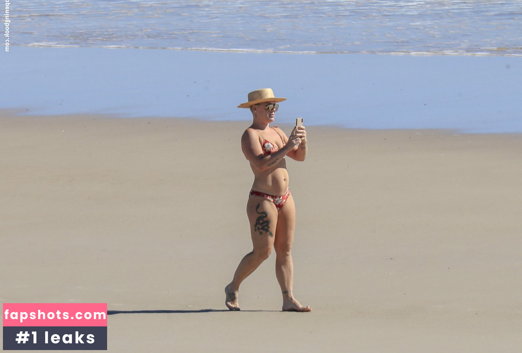 Pink gallery photo #264