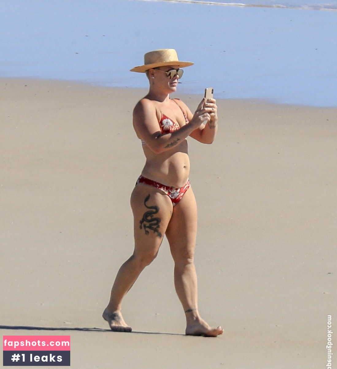 Pink gallery photo #266