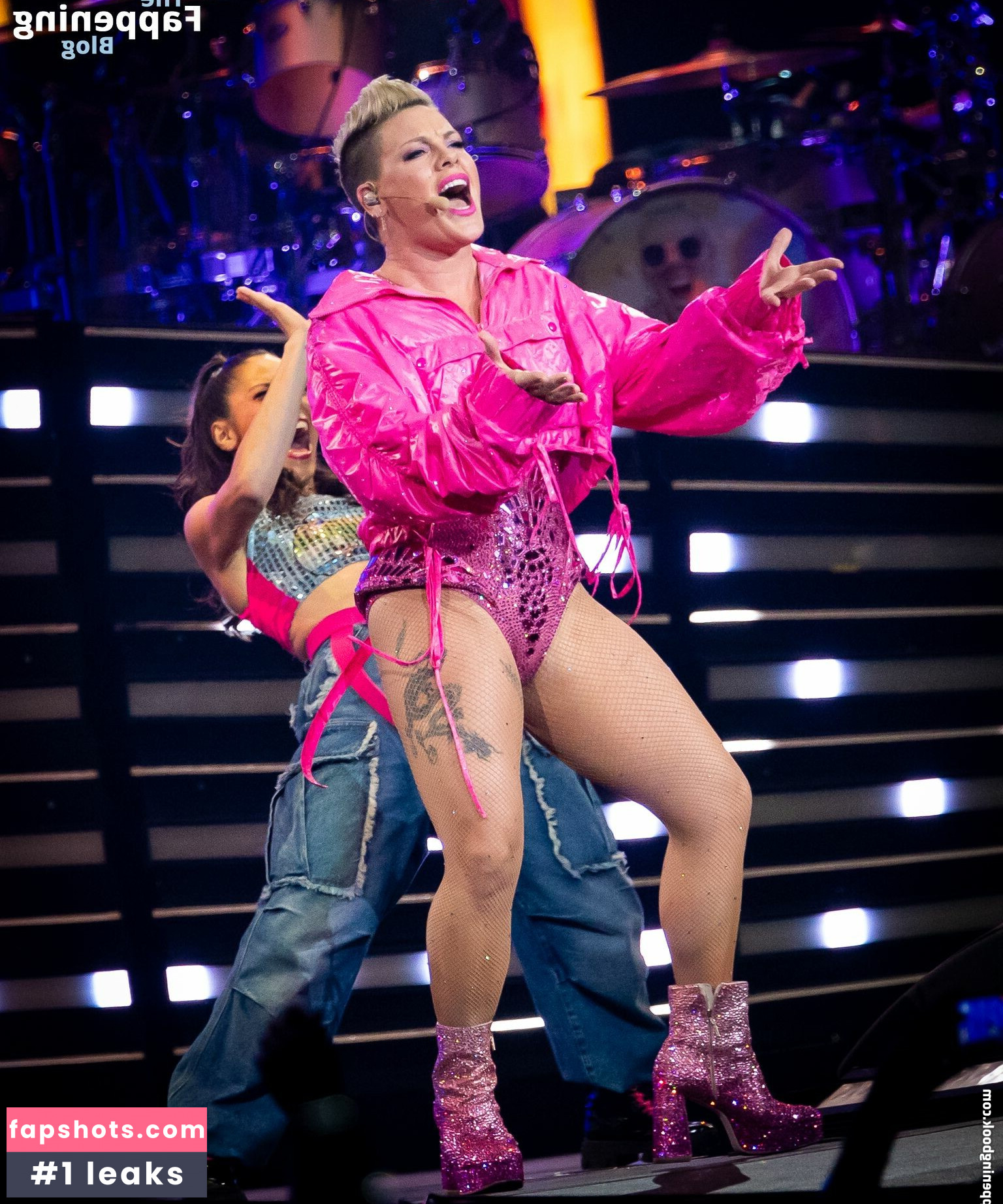 Pink gallery photo #28