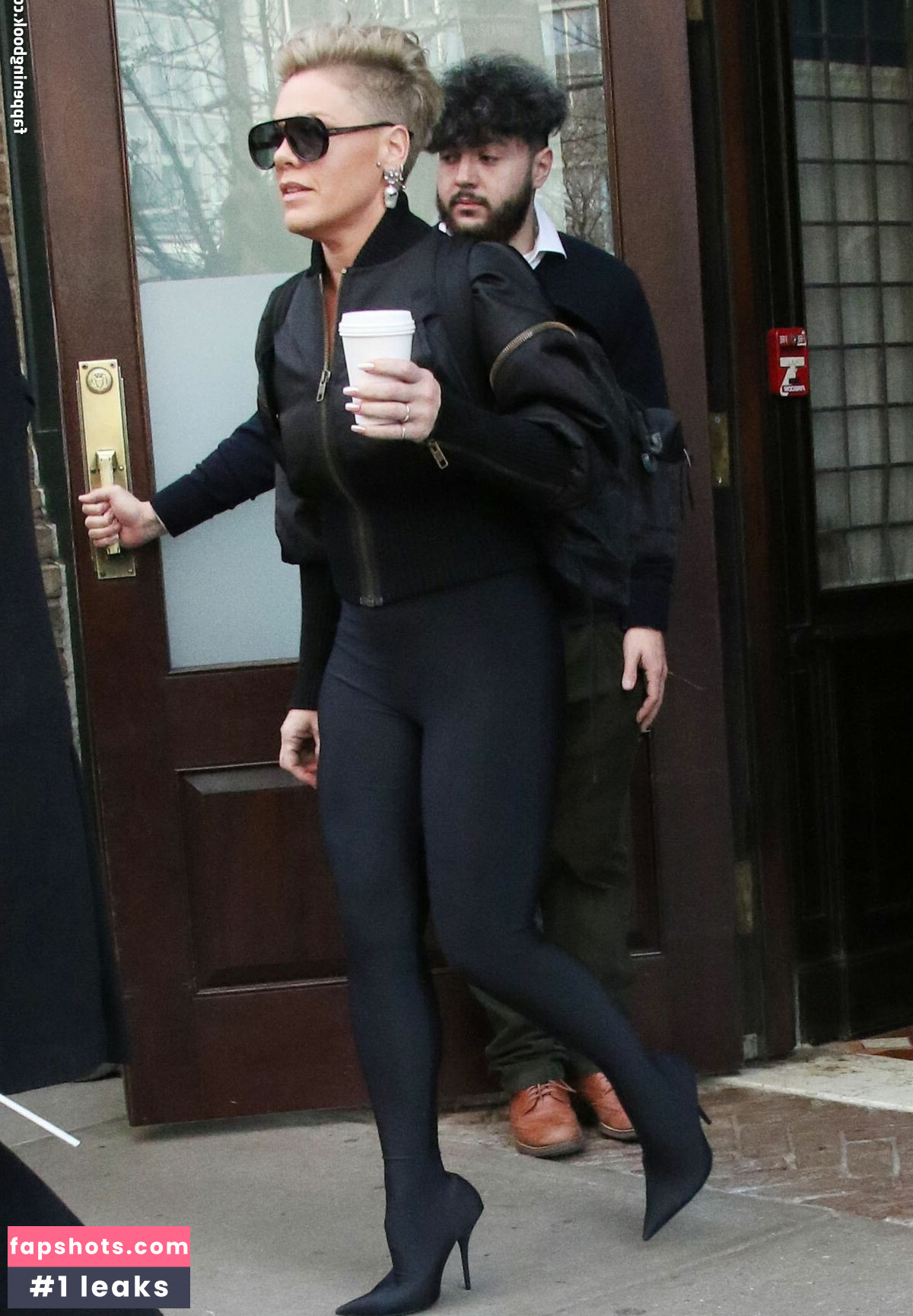 Pink gallery photo #42