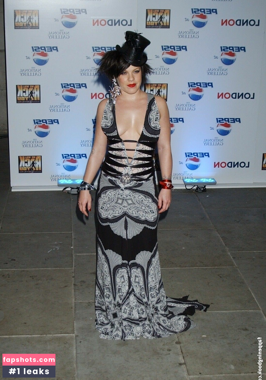 Pink gallery photo #77