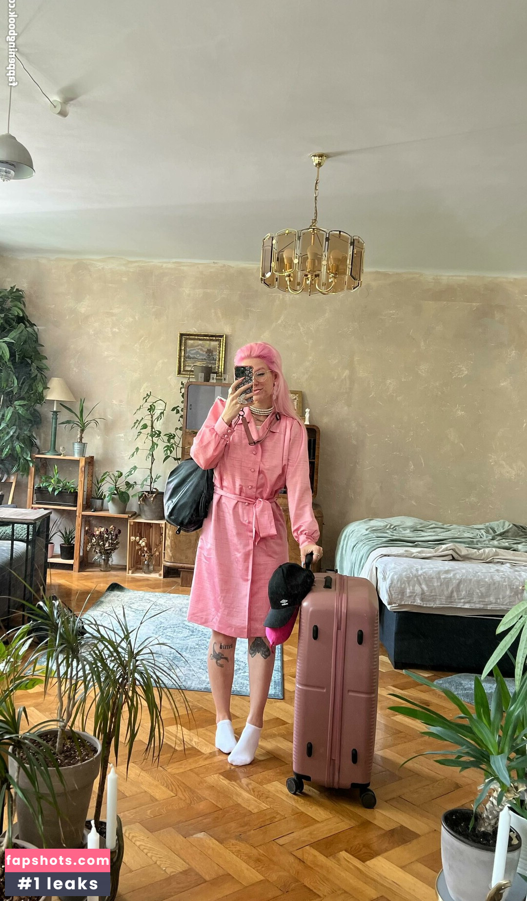 pinkarosalina gallery photo #2