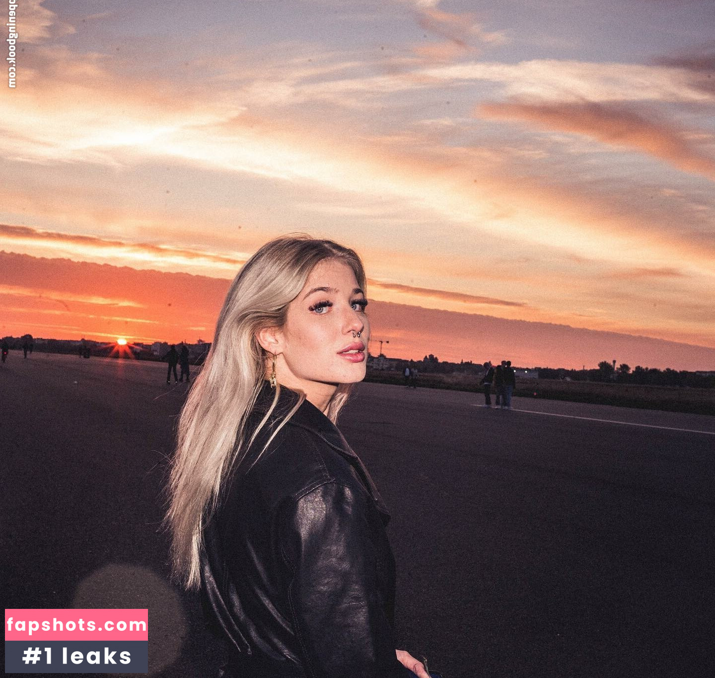 pinkarosalina gallery photo #15