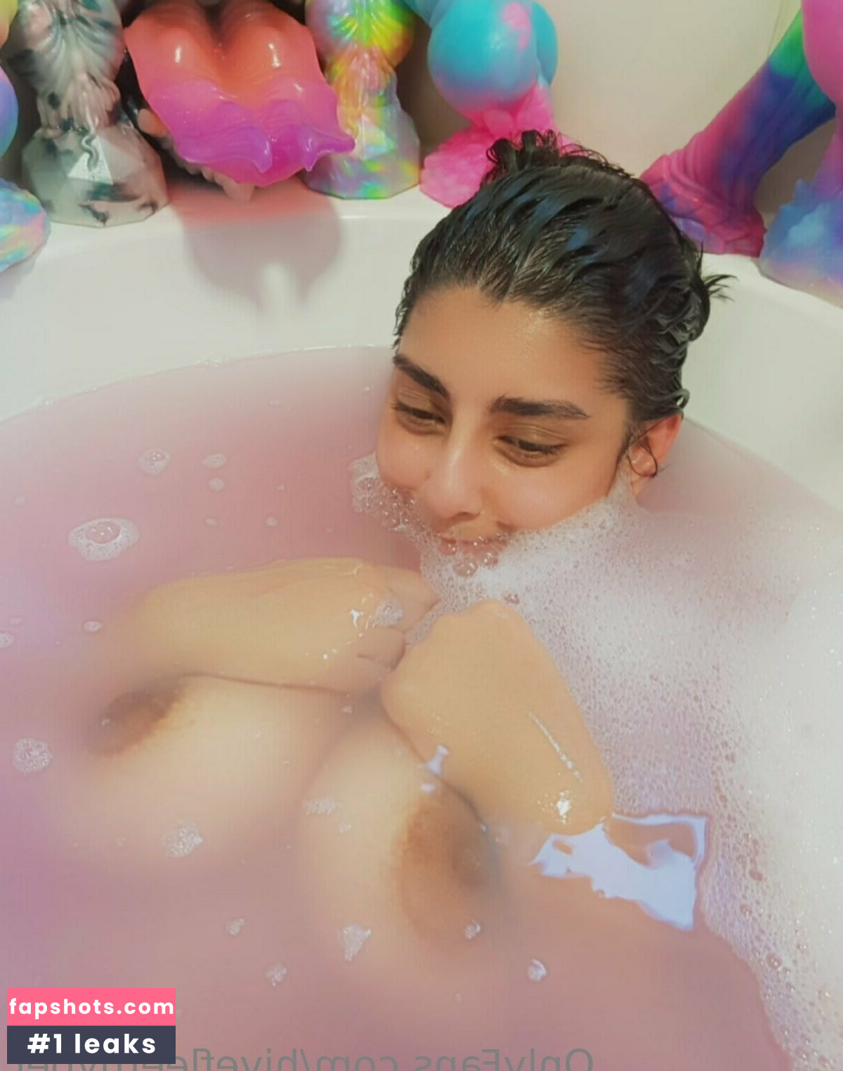 pinkhivequeen nude babe gallery