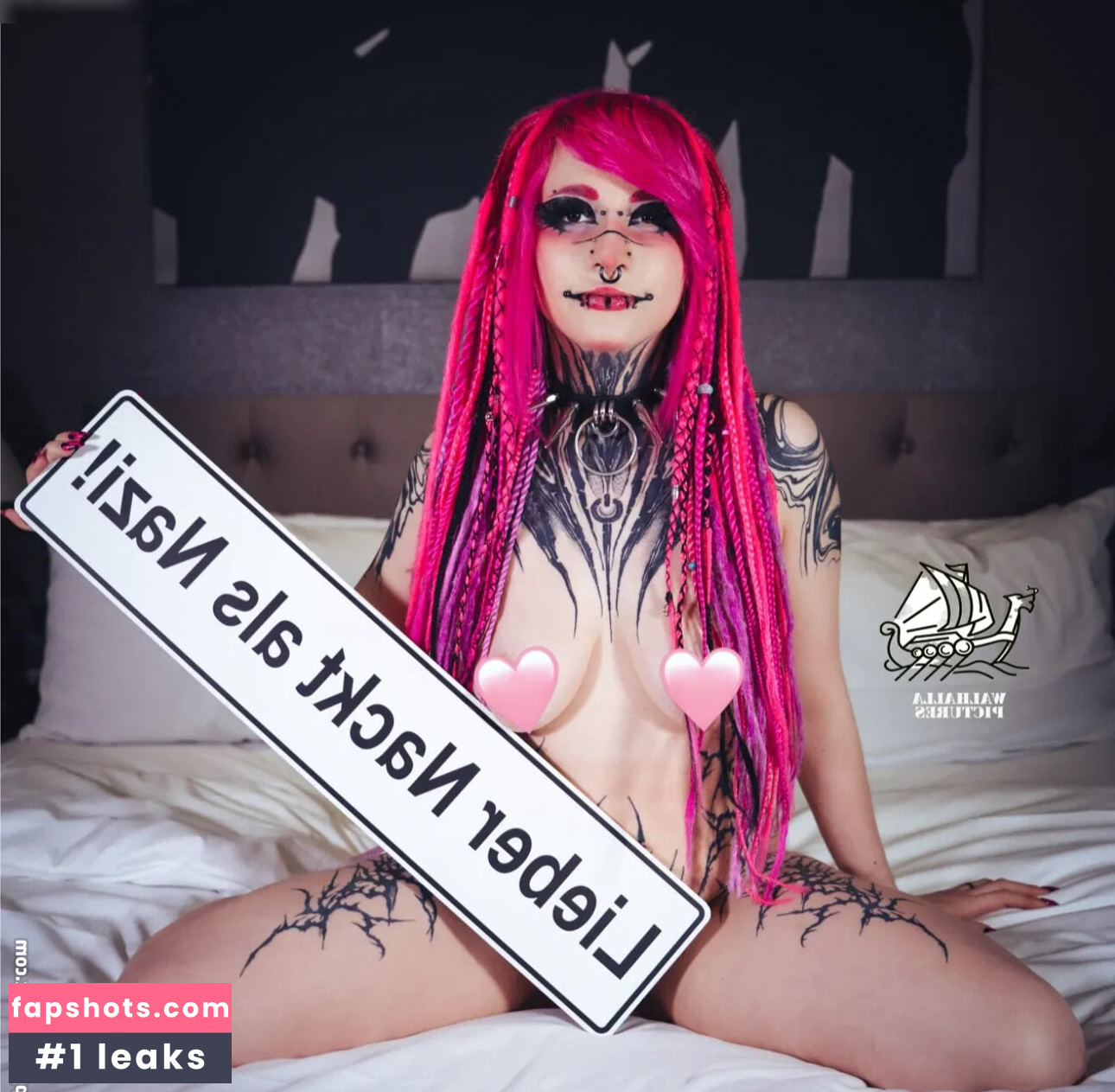 Pinkiedye gallery photo #3