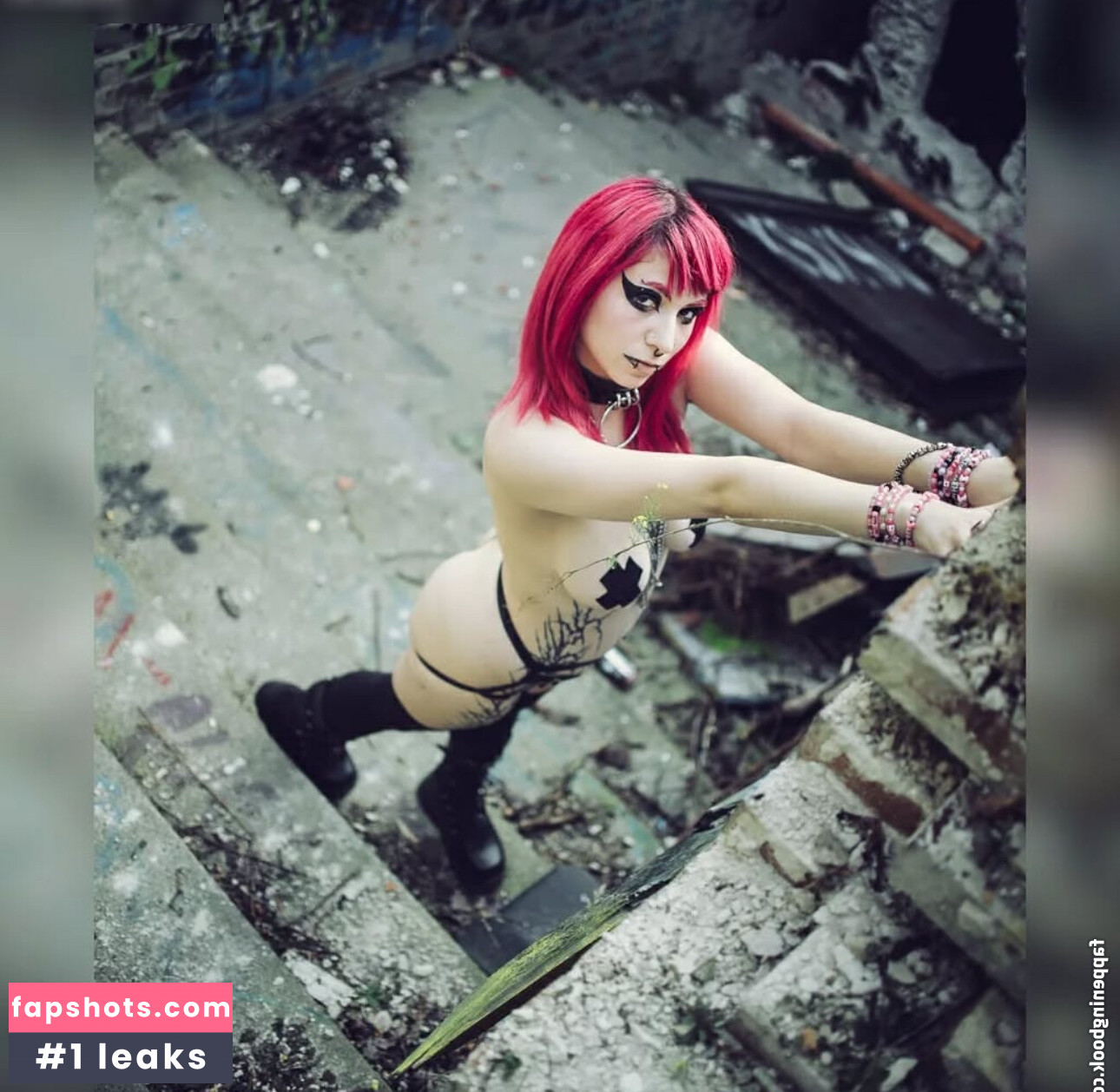 Pinkiedye nude babe gallery