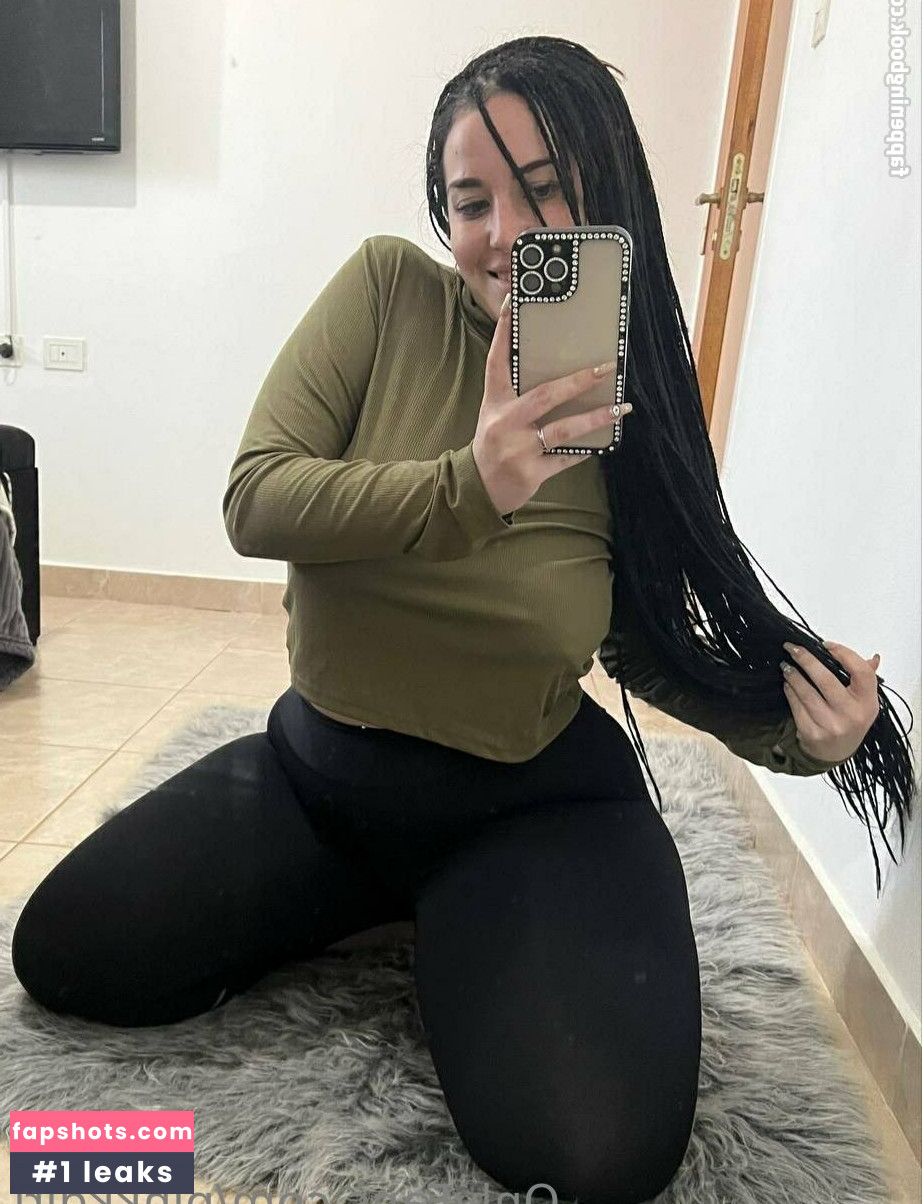 pinkkgirl nude babe gallery