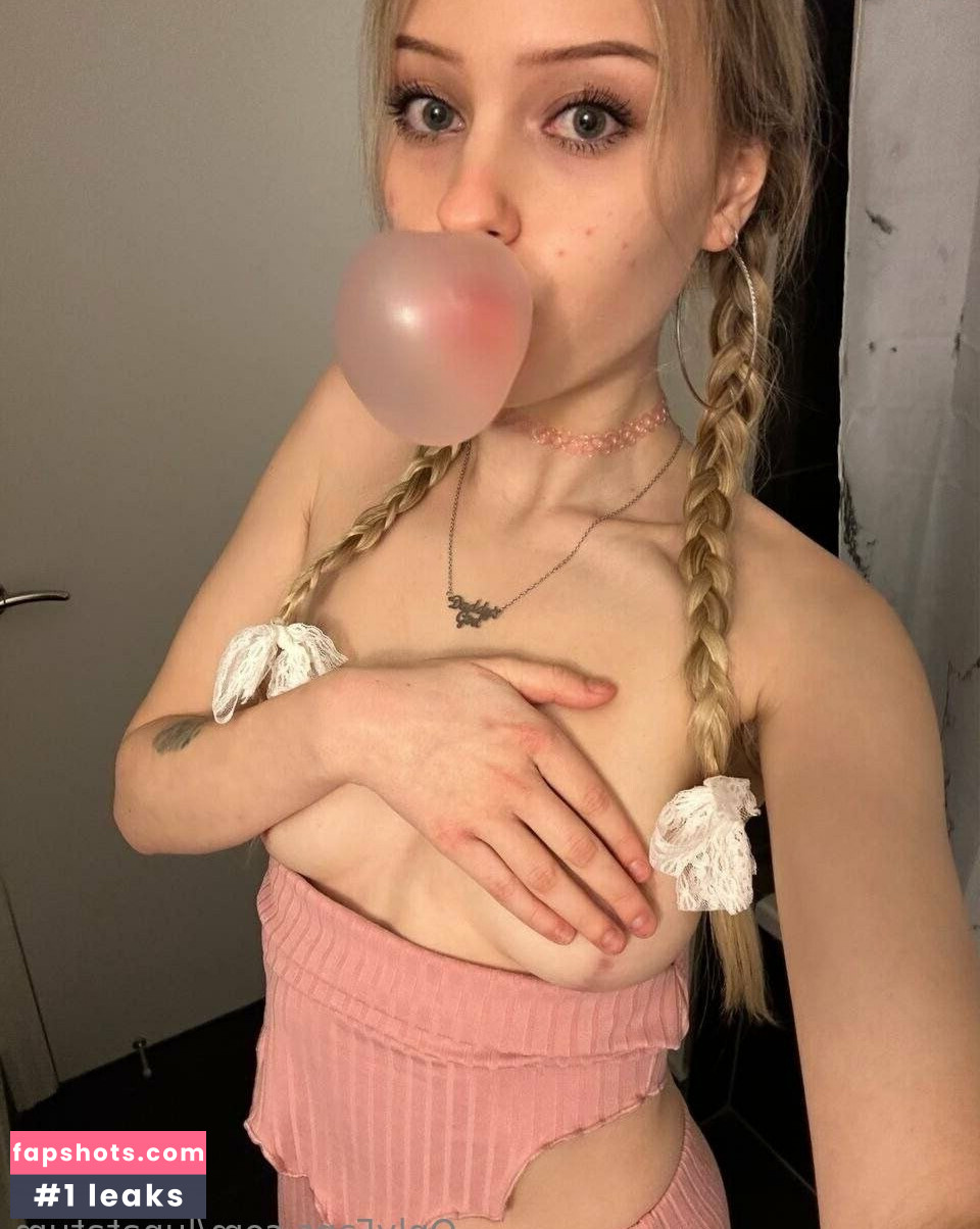 pinklunaxo gallery photo #7