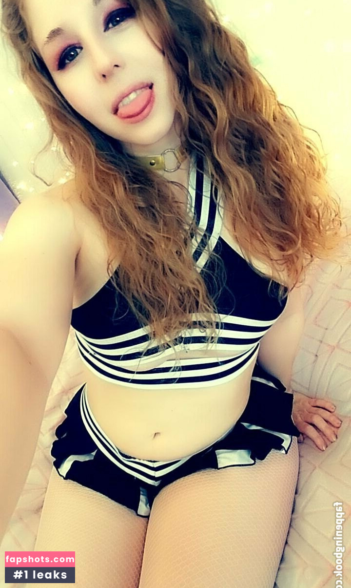 pinkpineapple63 gallery photo #15