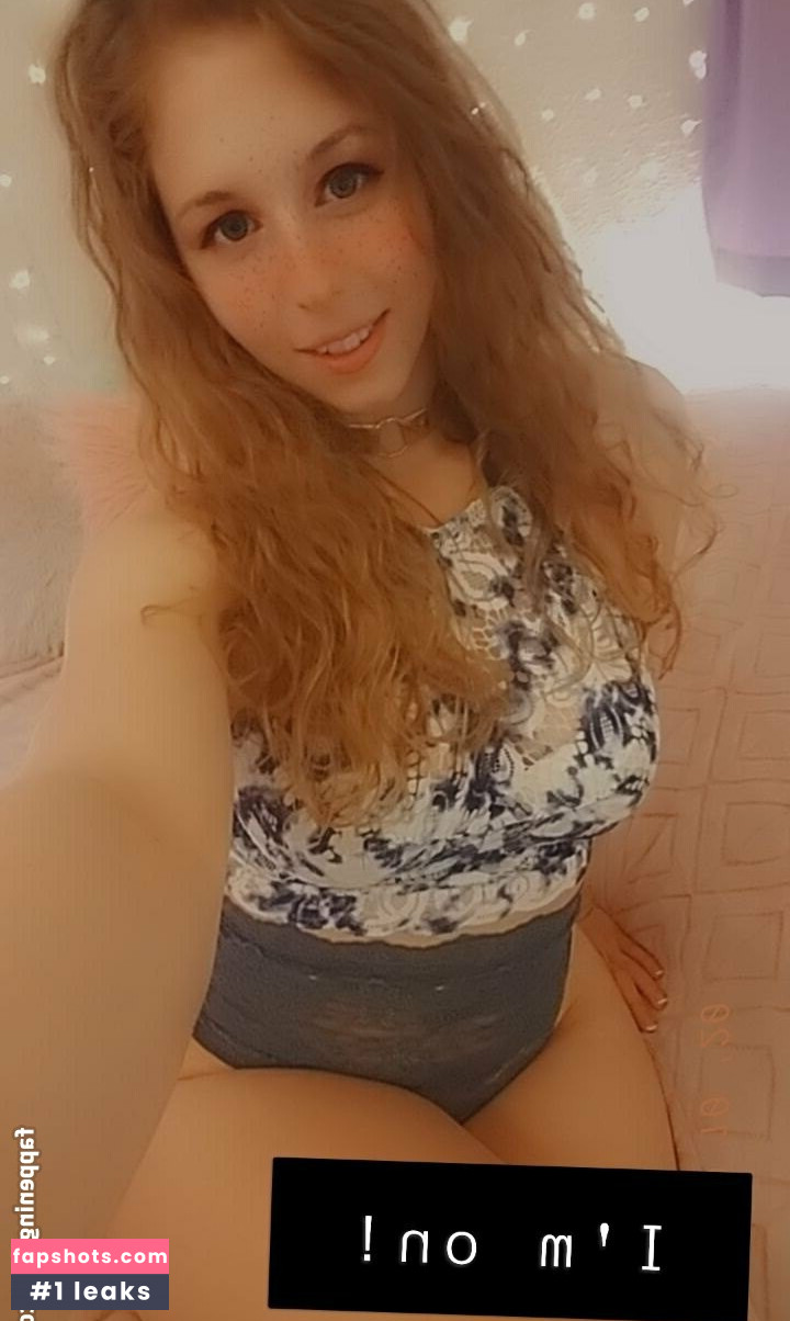 pinkpineapple63 gallery photo #17