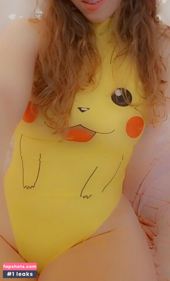 pinkpineapple63 gallery photo #4