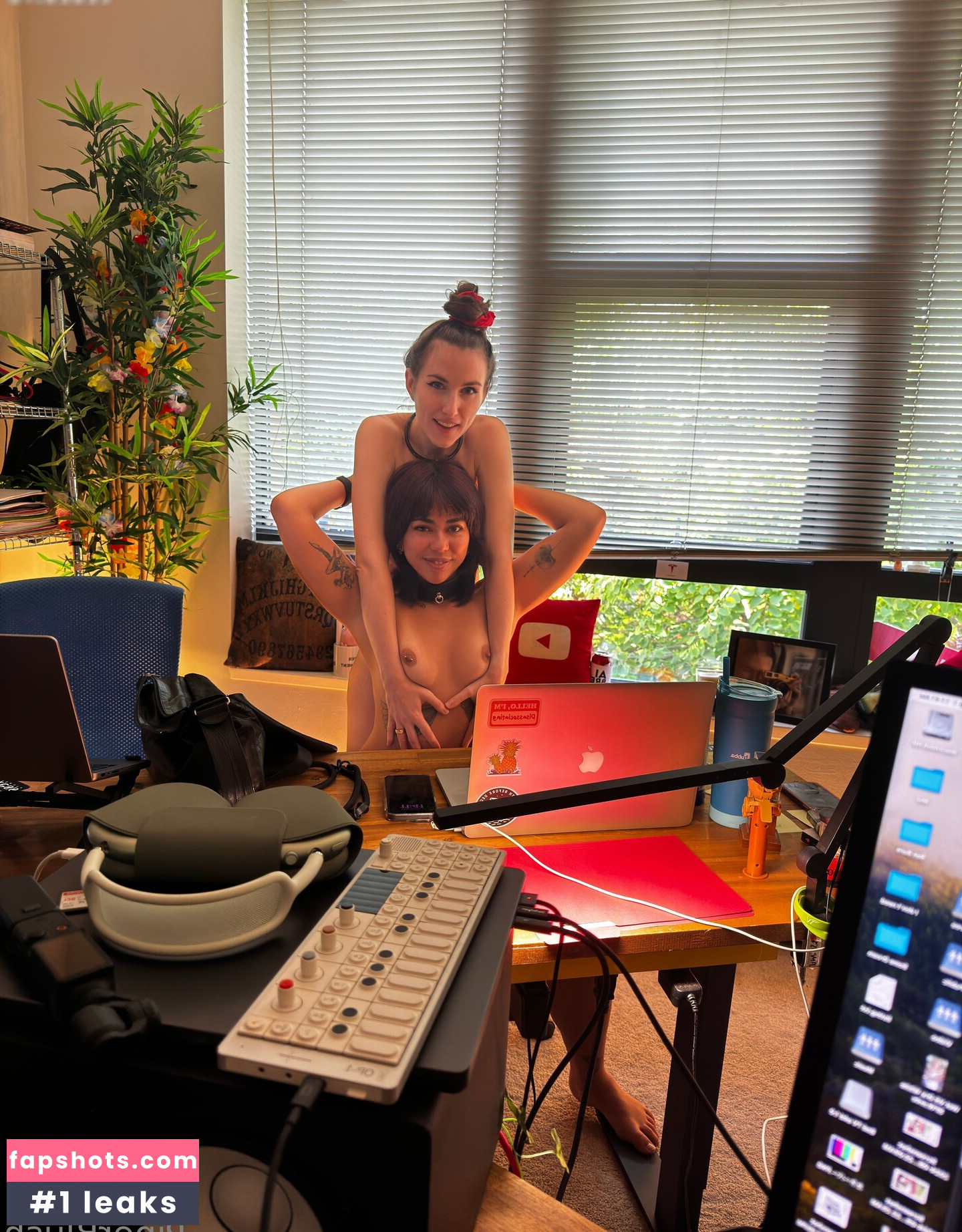 Piper Blush gallery photo #152