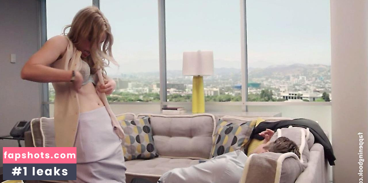 Piper Perabo gallery photo #129