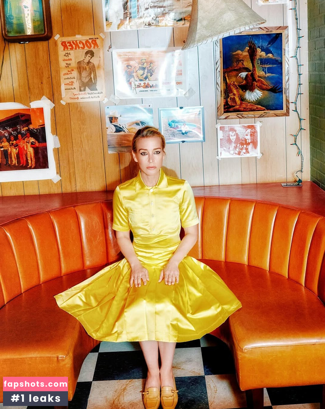 Piper Perabo gallery photo #24