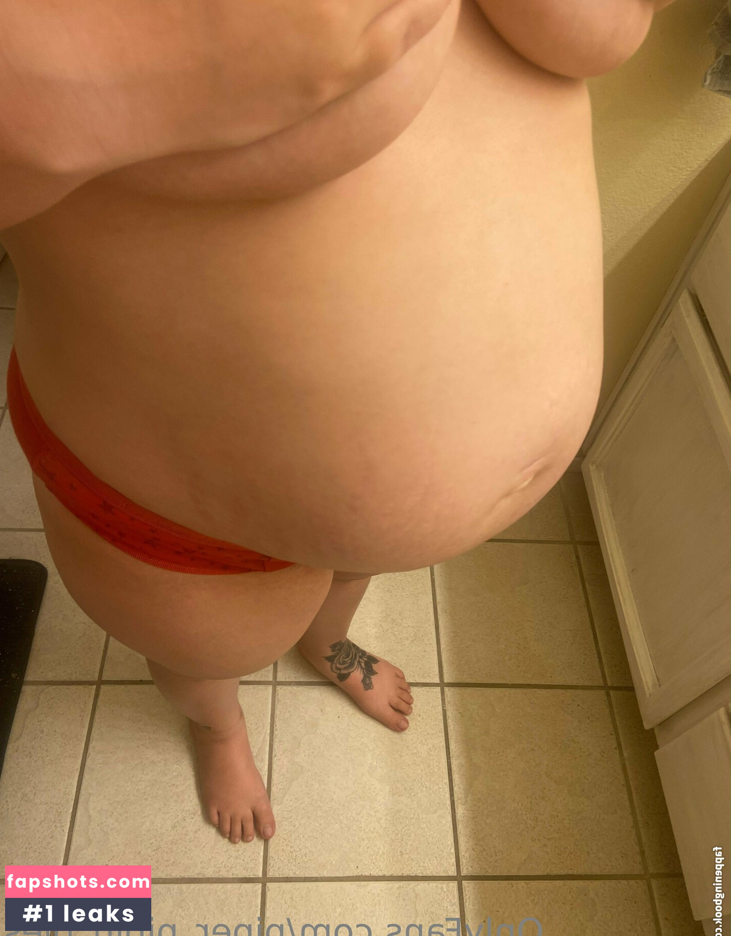 piper_pipin_pies gallery photo #3