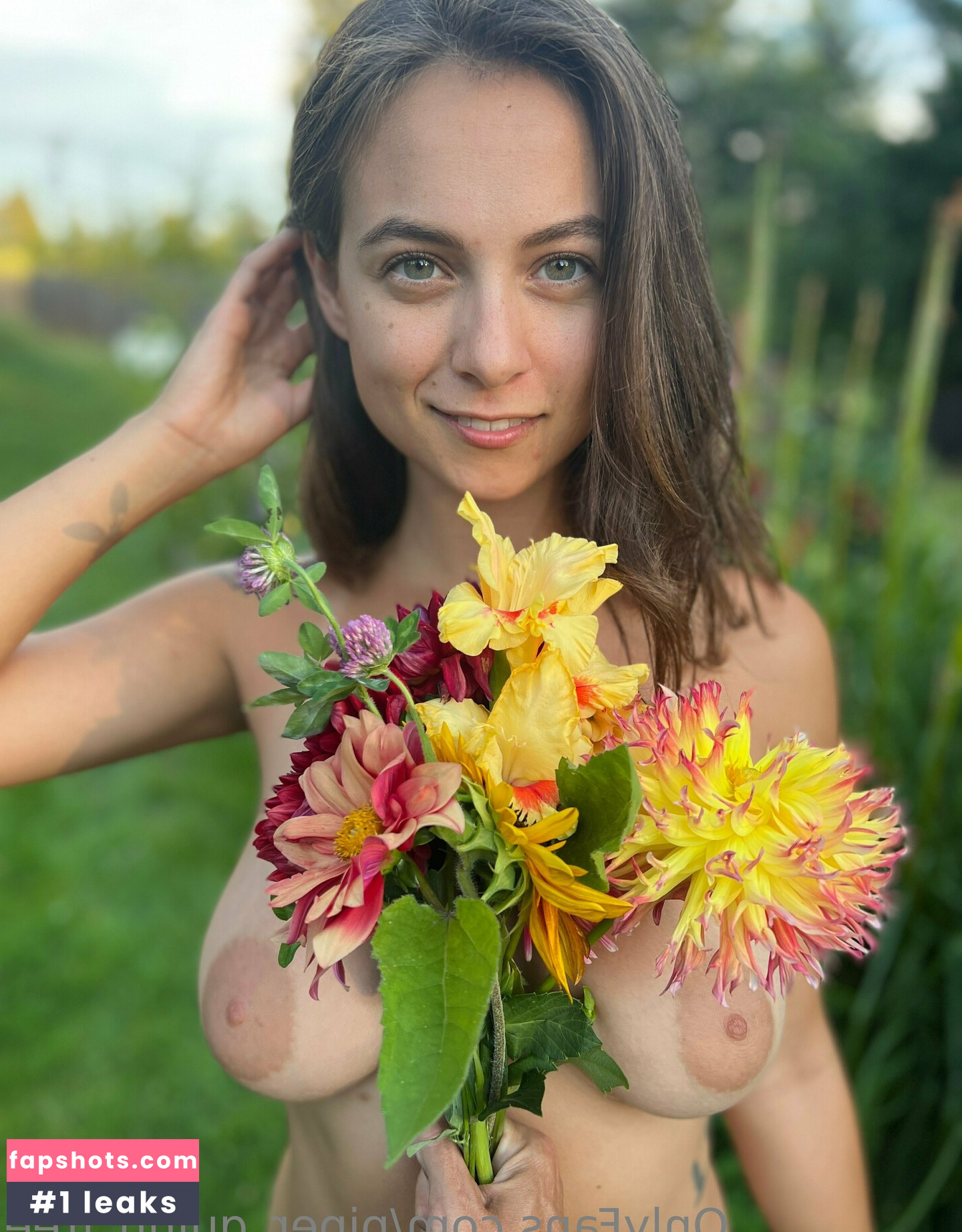 piper_quinn_free gallery photo #107