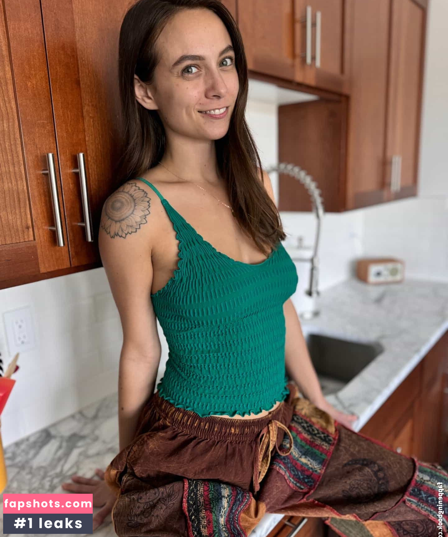 Piper Quinn gallery photo #13