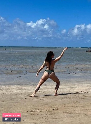 Pitty gallery photo #8