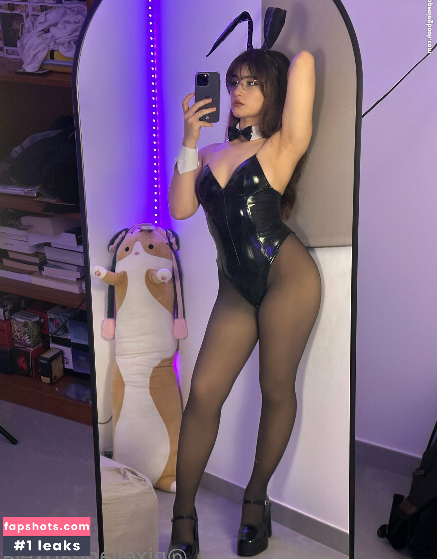 pixeljadearixela Nude Leaks OnlyFans Photos #11 - LeakJerk