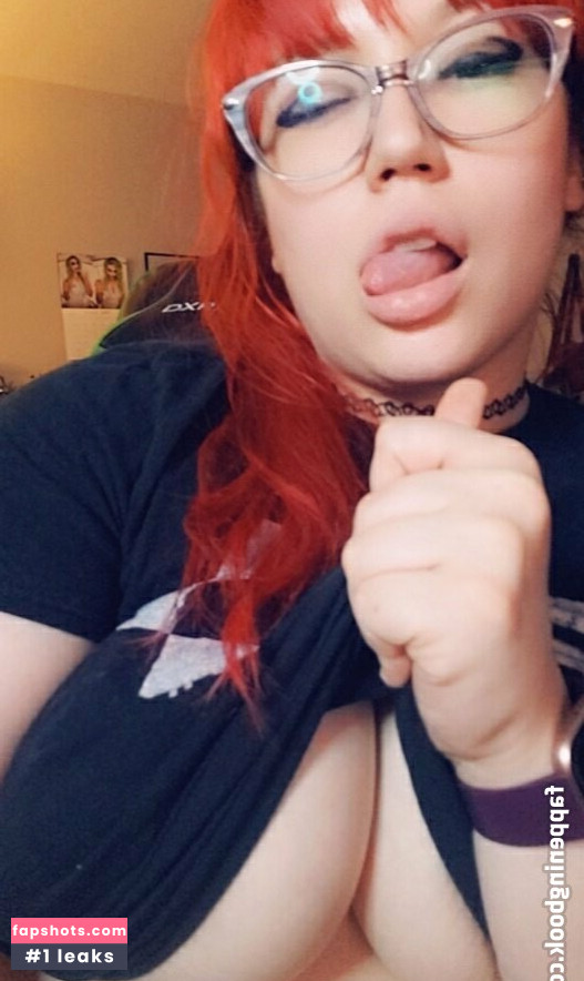 PixelxKitten gallery photo #3