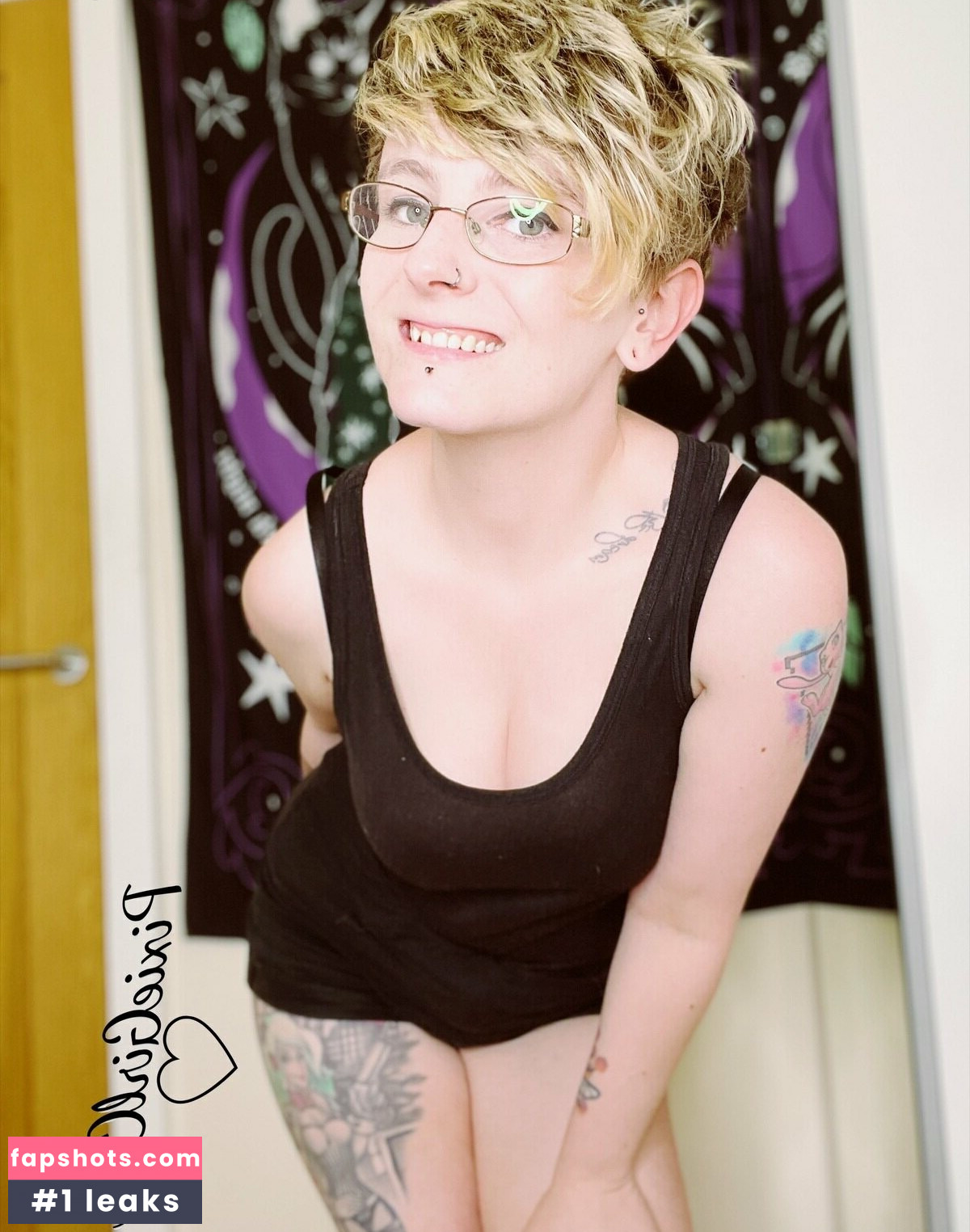 pixiegirlcam gallery photo #14