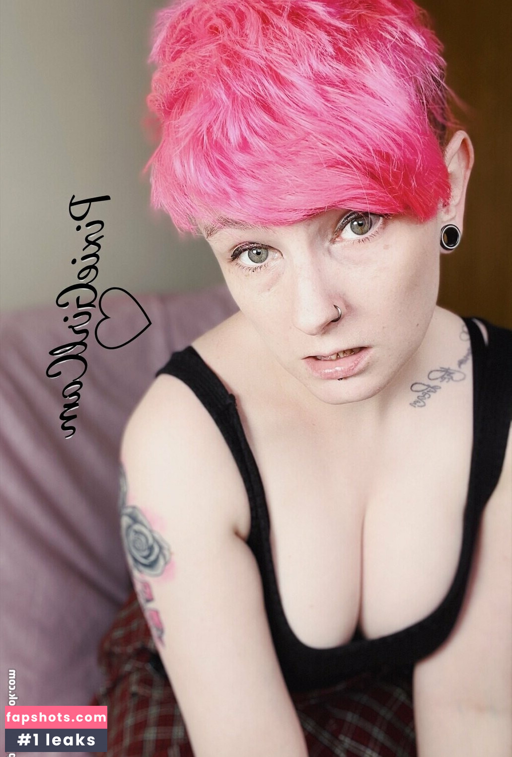 pixiegirlcam gallery photo #22