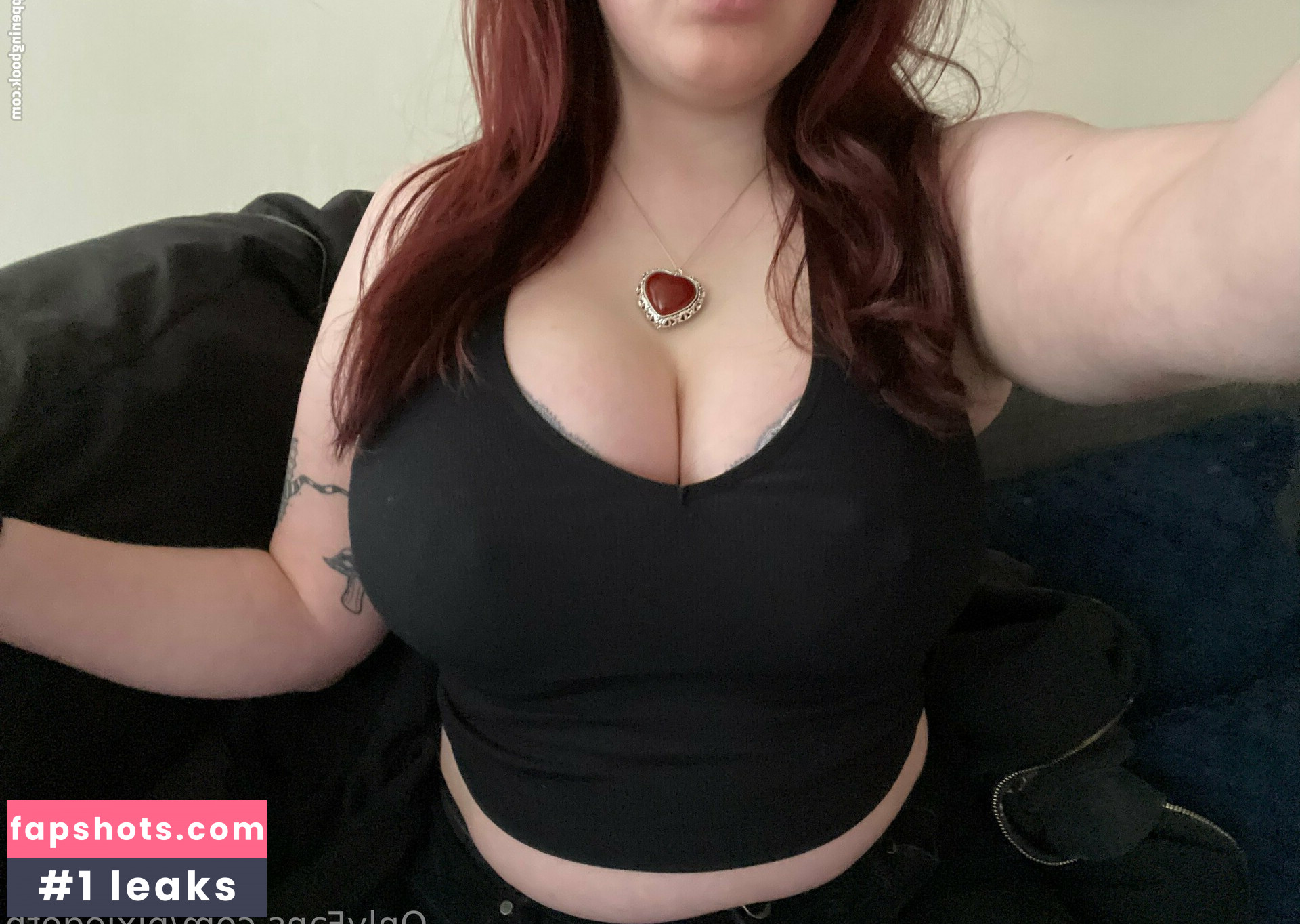 pixiegoth nude babe gallery