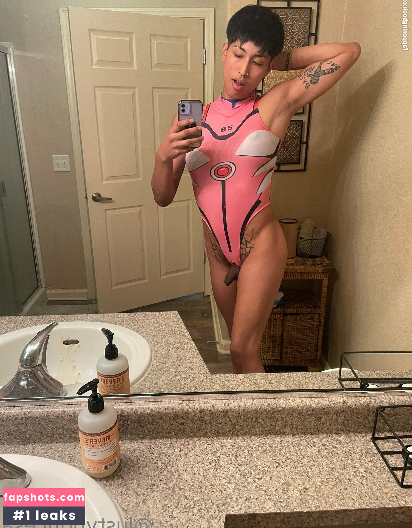 pixilust666 gallery photo #10